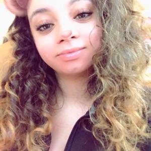 Meet your Posher, Cecilia